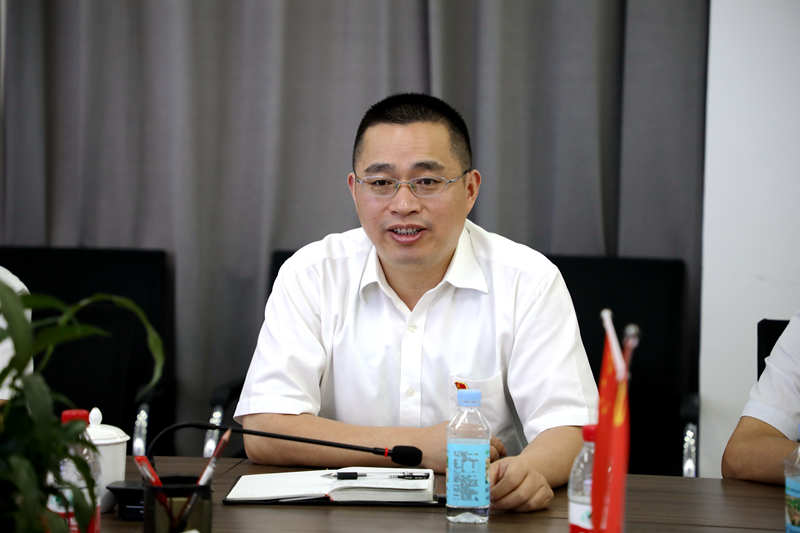 錢(qián)申春、王勝利參加機(jī)關(guān)第一黨支部和金寨路1標(biāo)黨支部聯(lián)合主題黨日活動(dòng)2