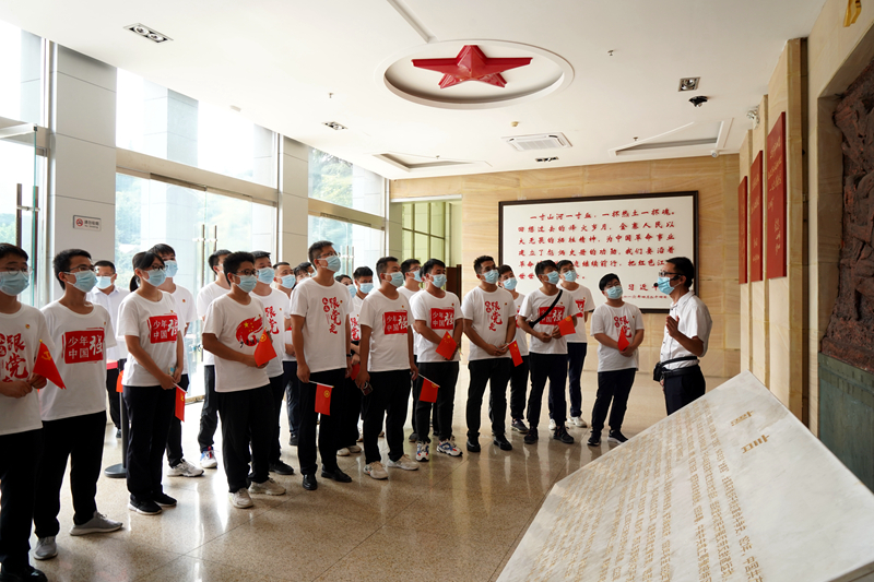 公司團(tuán)委開展“喜迎二十大、永遠(yuǎn)跟黨走、奮進(jìn)新征程”主題團(tuán)日活動(dòng)7