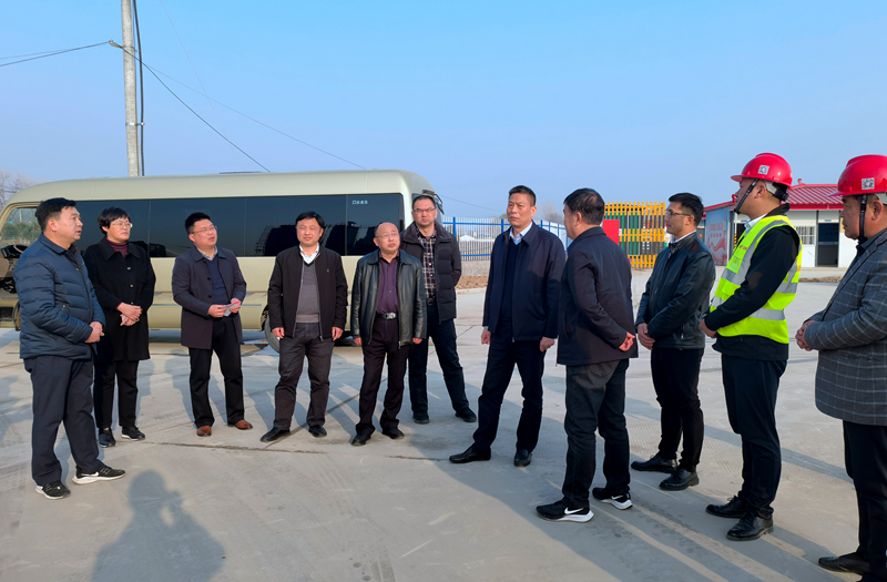 濉溪縣委副書記、縣長孫進到徐淮阜高速淮北段項目調(diào)研指導(dǎo)