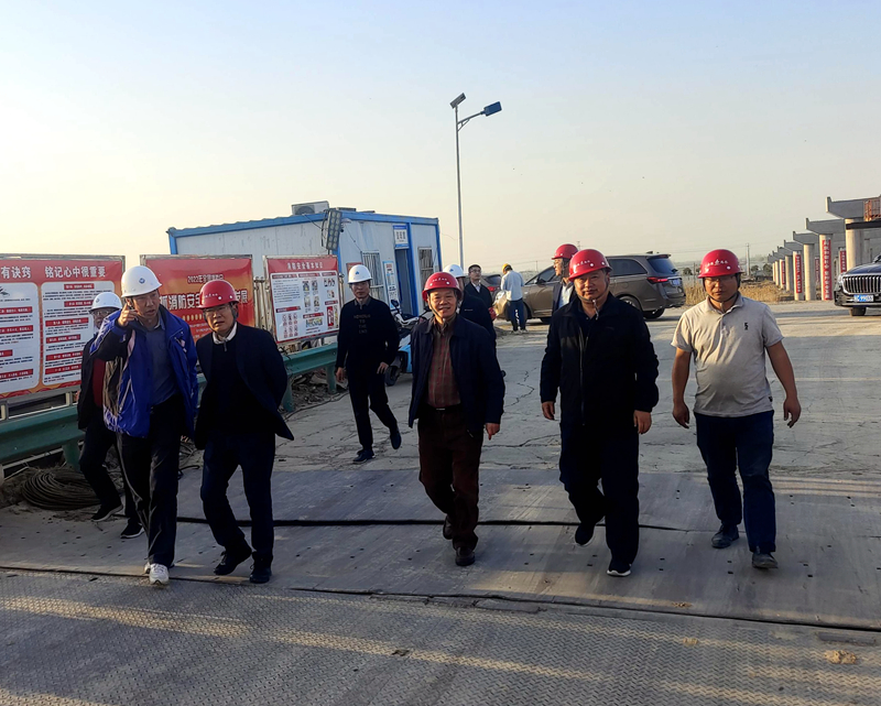 蚌埠市委常委、市政府黨組副書記、常務(wù)副市長葛銳到G206-03標(biāo)項(xiàng)目調(diào)研指導(dǎo)工作